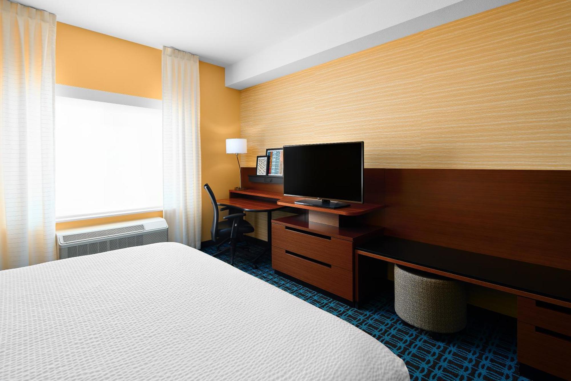 Fairfield Inn & Suites By Marriott Fresno Yosemite International Airport Екстер'єр фото