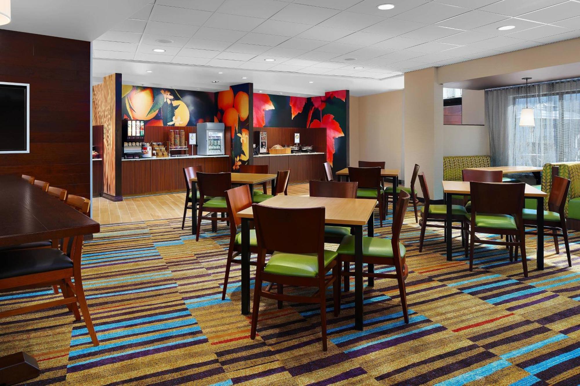 Fairfield Inn & Suites By Marriott Fresno Yosemite International Airport Екстер'єр фото